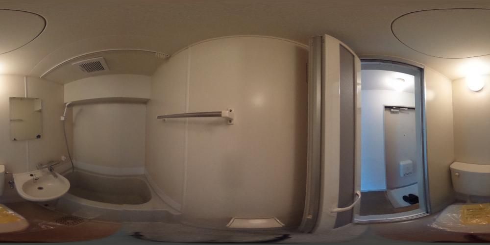 �o�X���[��