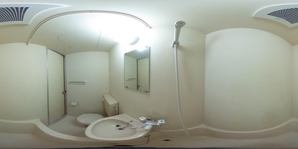 �o�X���[��