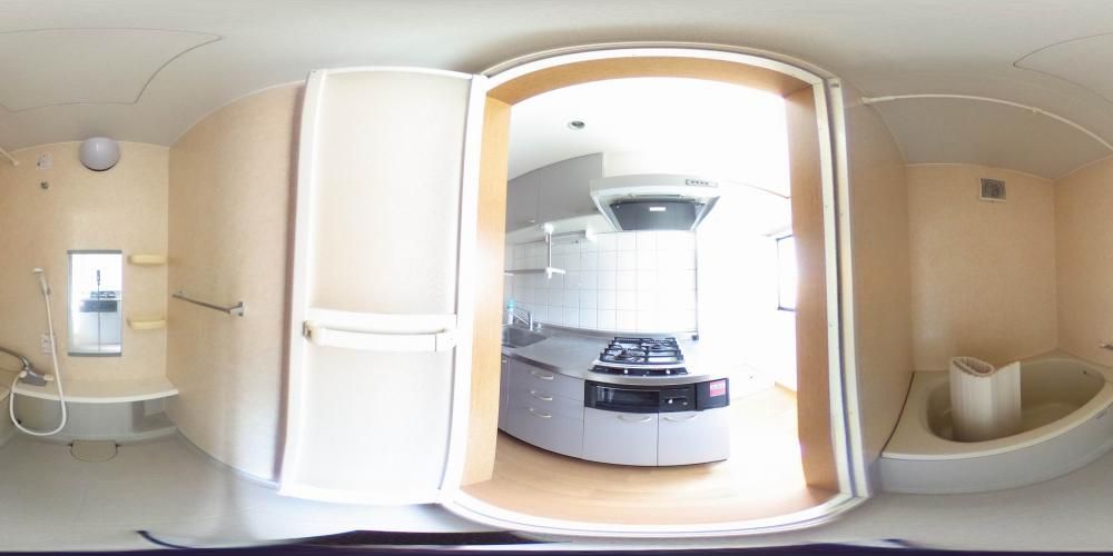 �o�X���[��